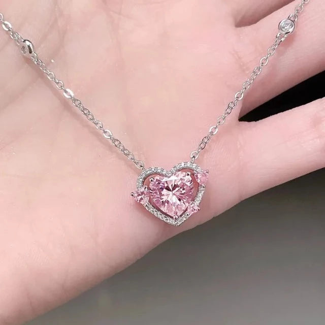 Glittrande Hjärtformad Halsband för Kvinnor i Äkta Silver