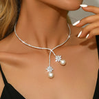 Colar elegante brilhante com pérolas 
