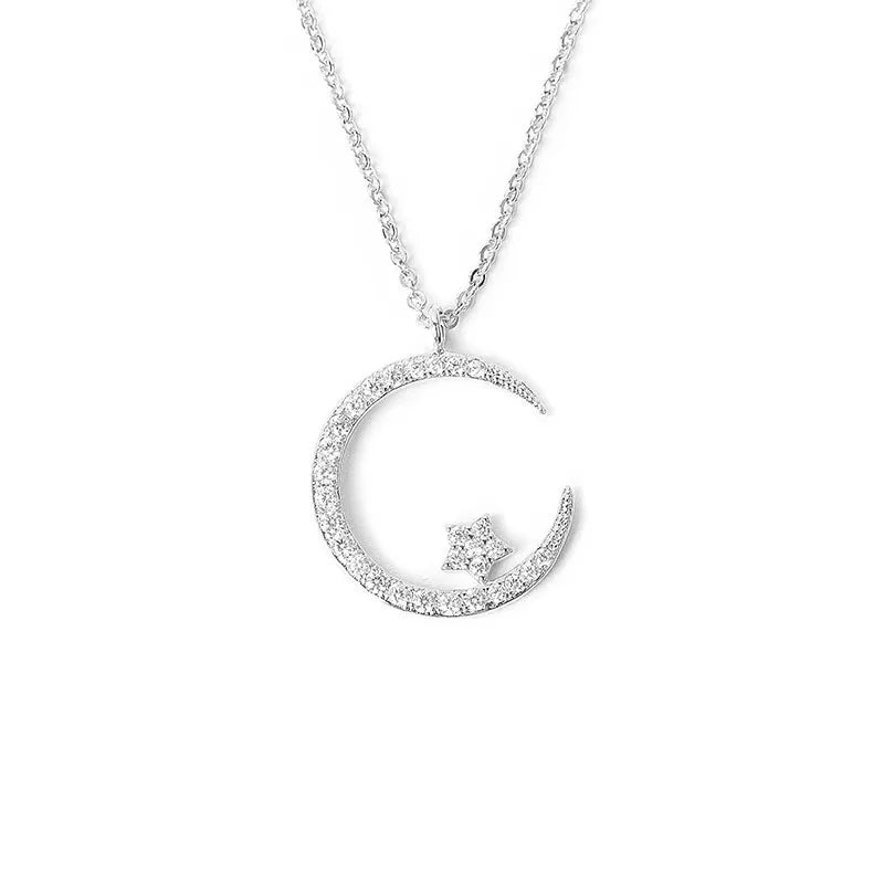 Colar cintilante com pendente de estrela e lua 