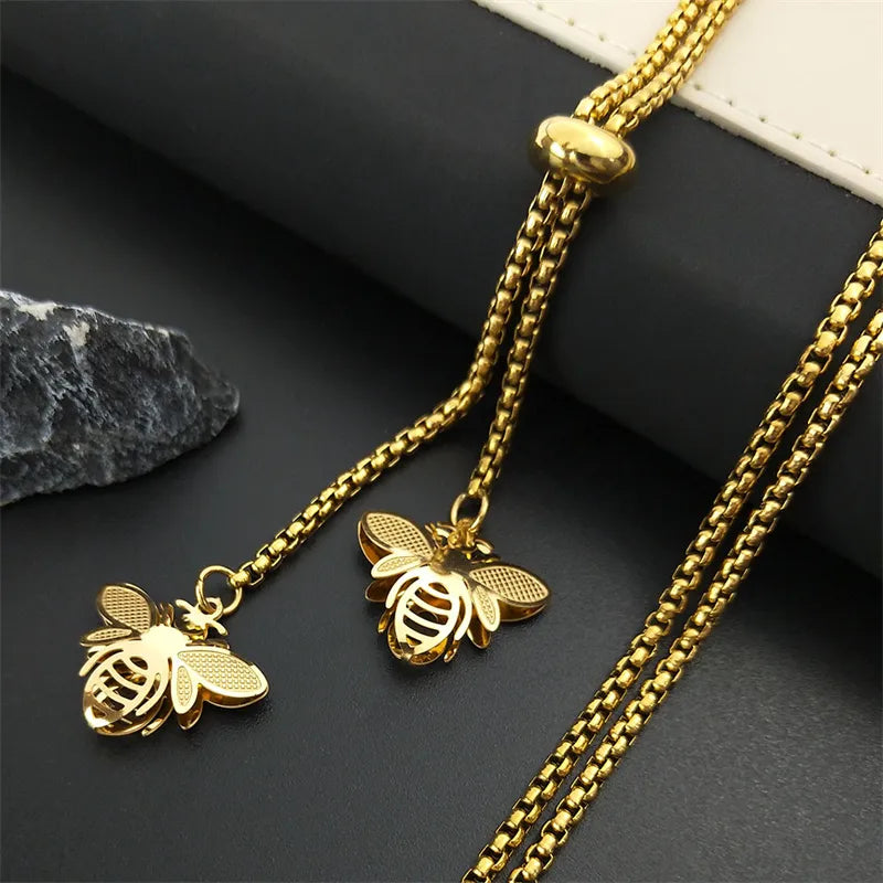 Halskette mit Bienen-Anhänger aus Gold