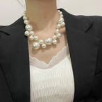 Imponente Collana con Ciondolo e Grandi Perle