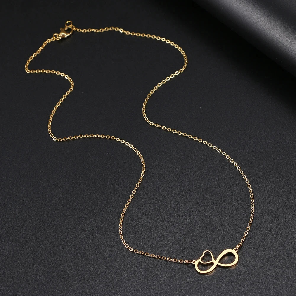 Collana Pendente Donna Simbolo Infinito e Cuore oro