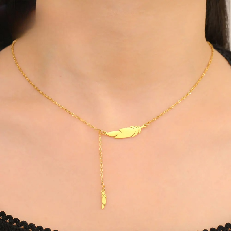 Collier Pendentif Fine Plume style a or