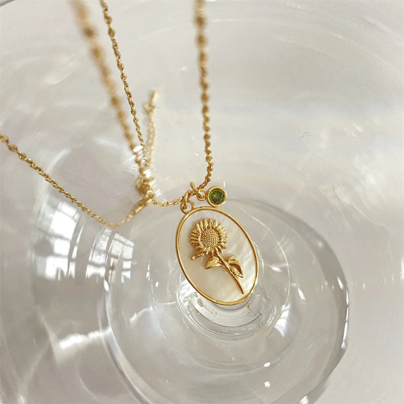 Collier Pendentif Fleur Signe du Zodiaque