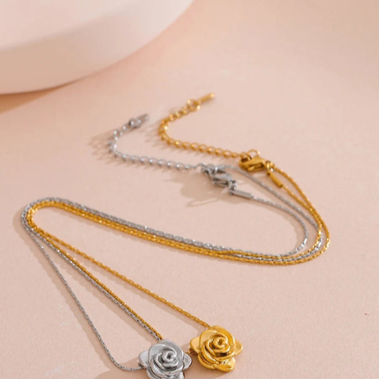 Halskette Anhänger Große Rosenblume Gold
