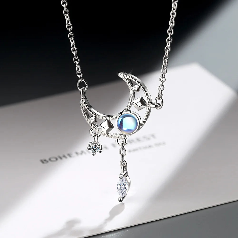 Collier Pendentif Lune avec Crystal