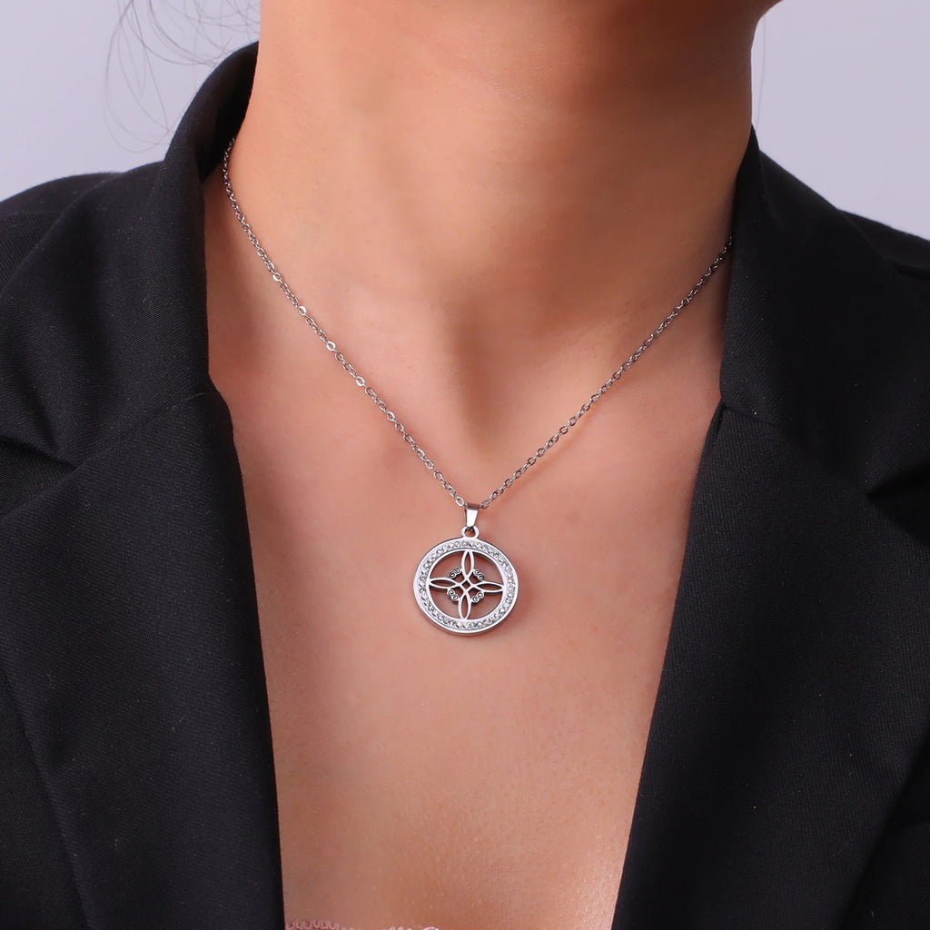 Collana Ciondolo Wiccan Nodo della Strega Amuleto di Protezione argento
