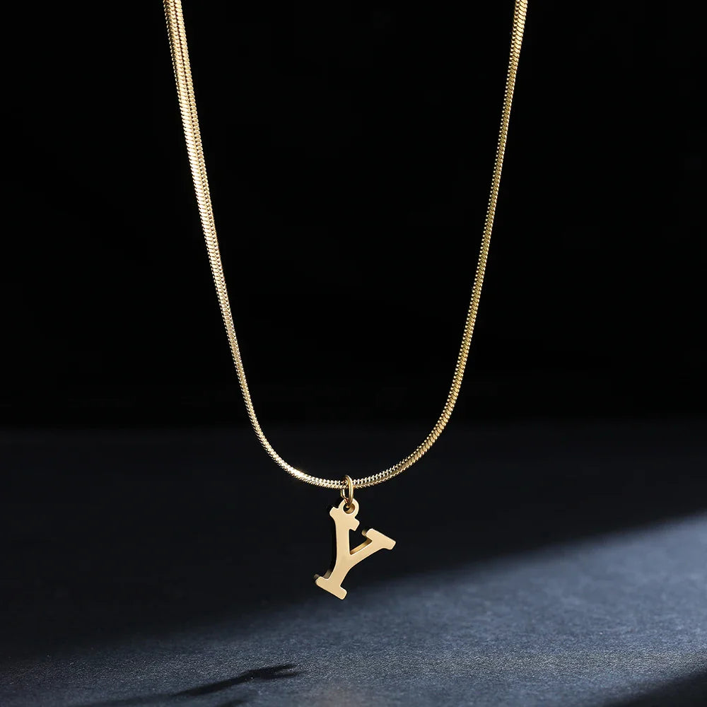 Collier ras de cou femme avec pendentif initiale y