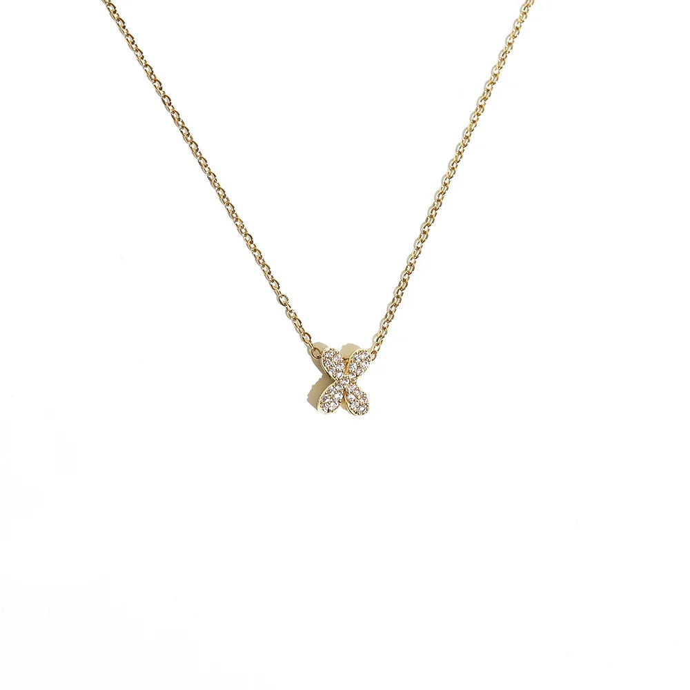 Collier ras de cou femme avec pendentif minimaliste initiale x