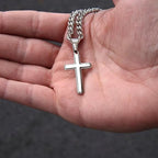 Collana da uomo con ciondolo a forma di croce 