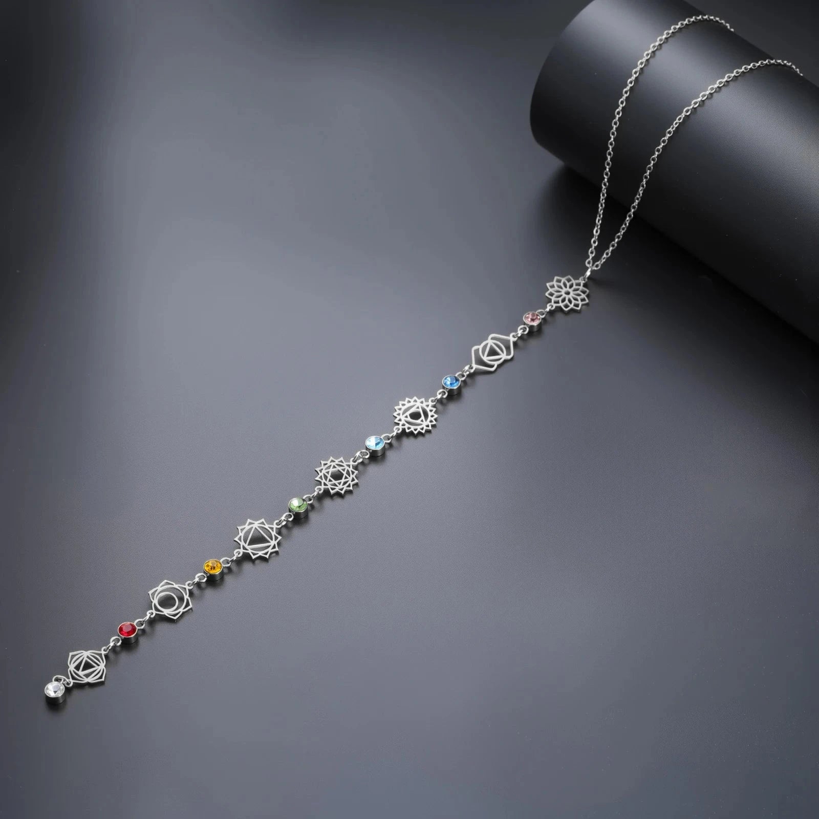 Collier Ras de Cou Pendentif avec Pierres en Zircon 7 Chakras argent