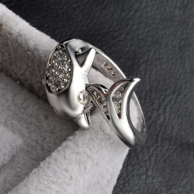 Silberner Delfin-Ring