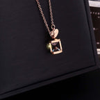 Collier Sablier Coeur Pendentif